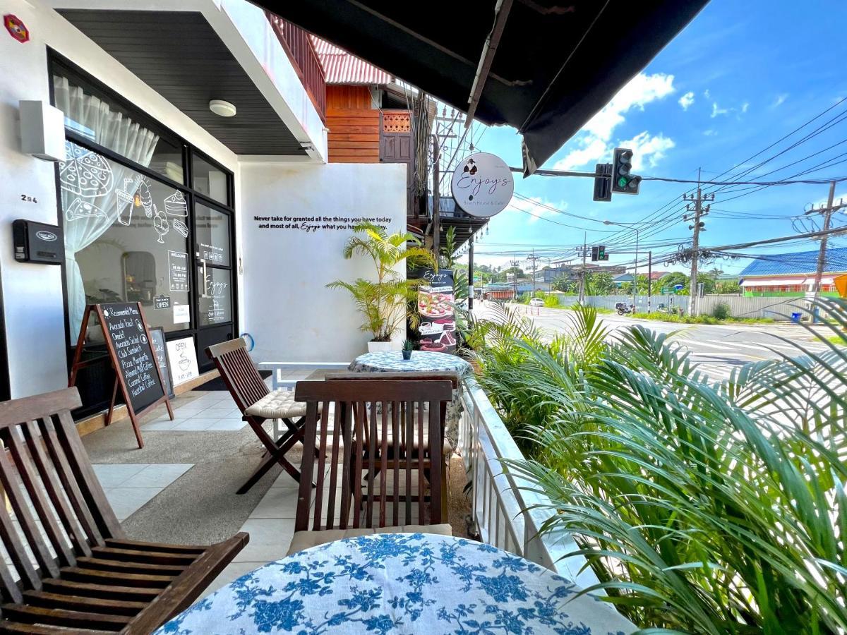 Enjoy'S Beach House & Cafe' Ban Karon Buitenkant foto