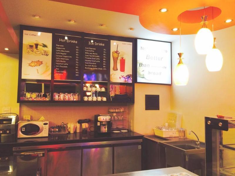 Enjoy'S Beach House & Cafe' Ban Karon Buitenkant foto