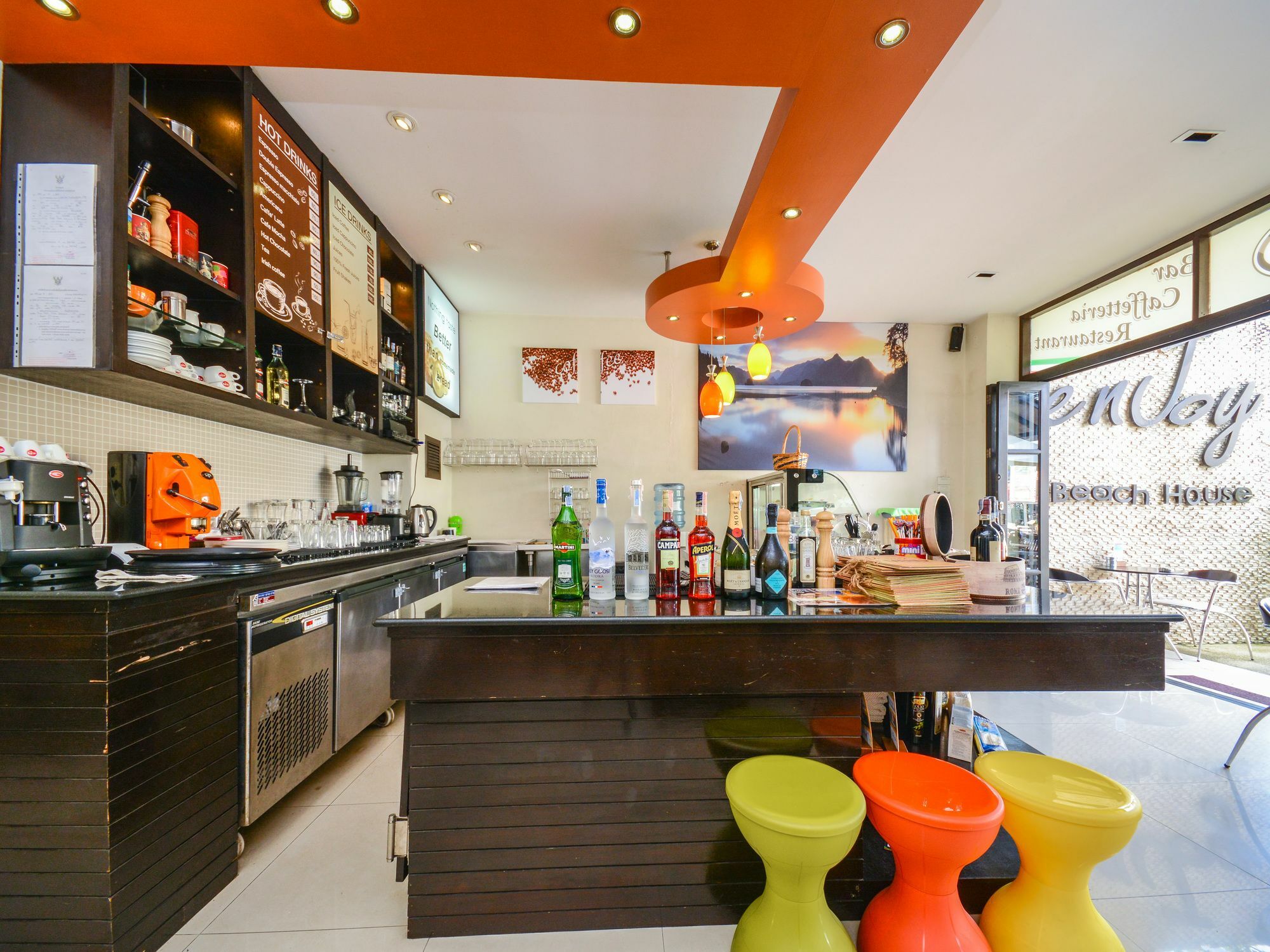 Enjoy'S Beach House & Cafe' Ban Karon Buitenkant foto